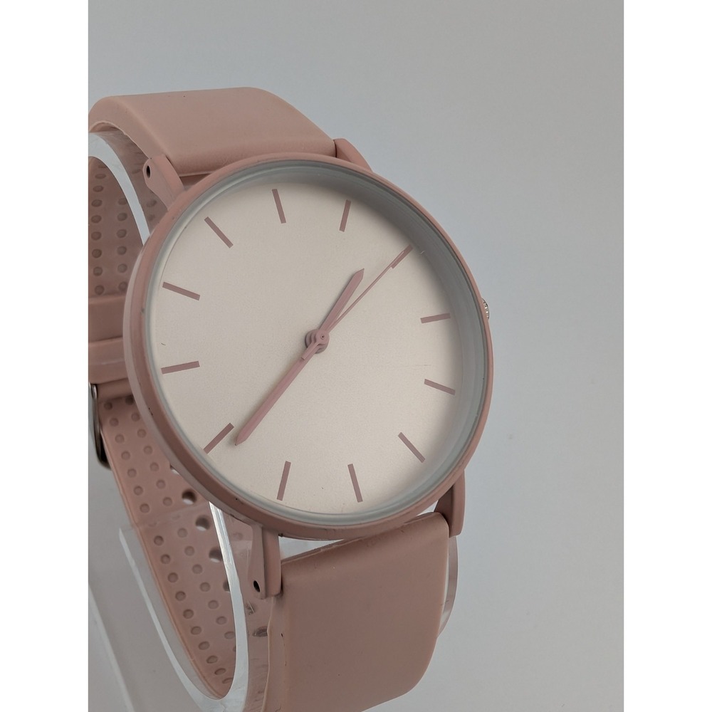 JCPenney Watch Women 36mm Case Pink Silicone Band- New Battery